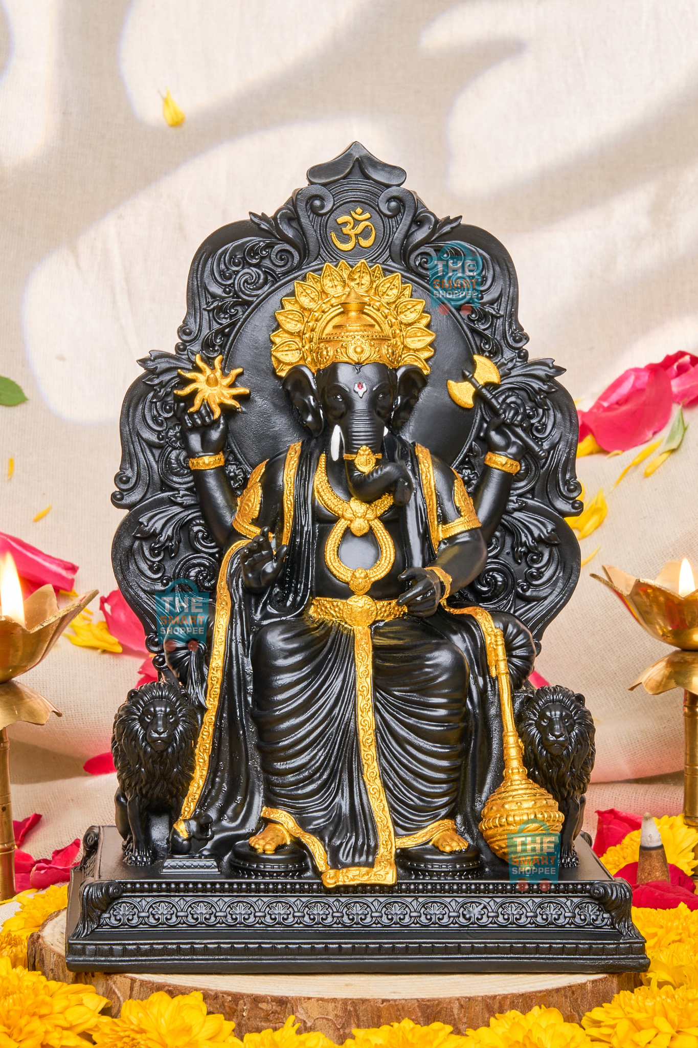 Lalbaugcha Raja Ganpati Murti