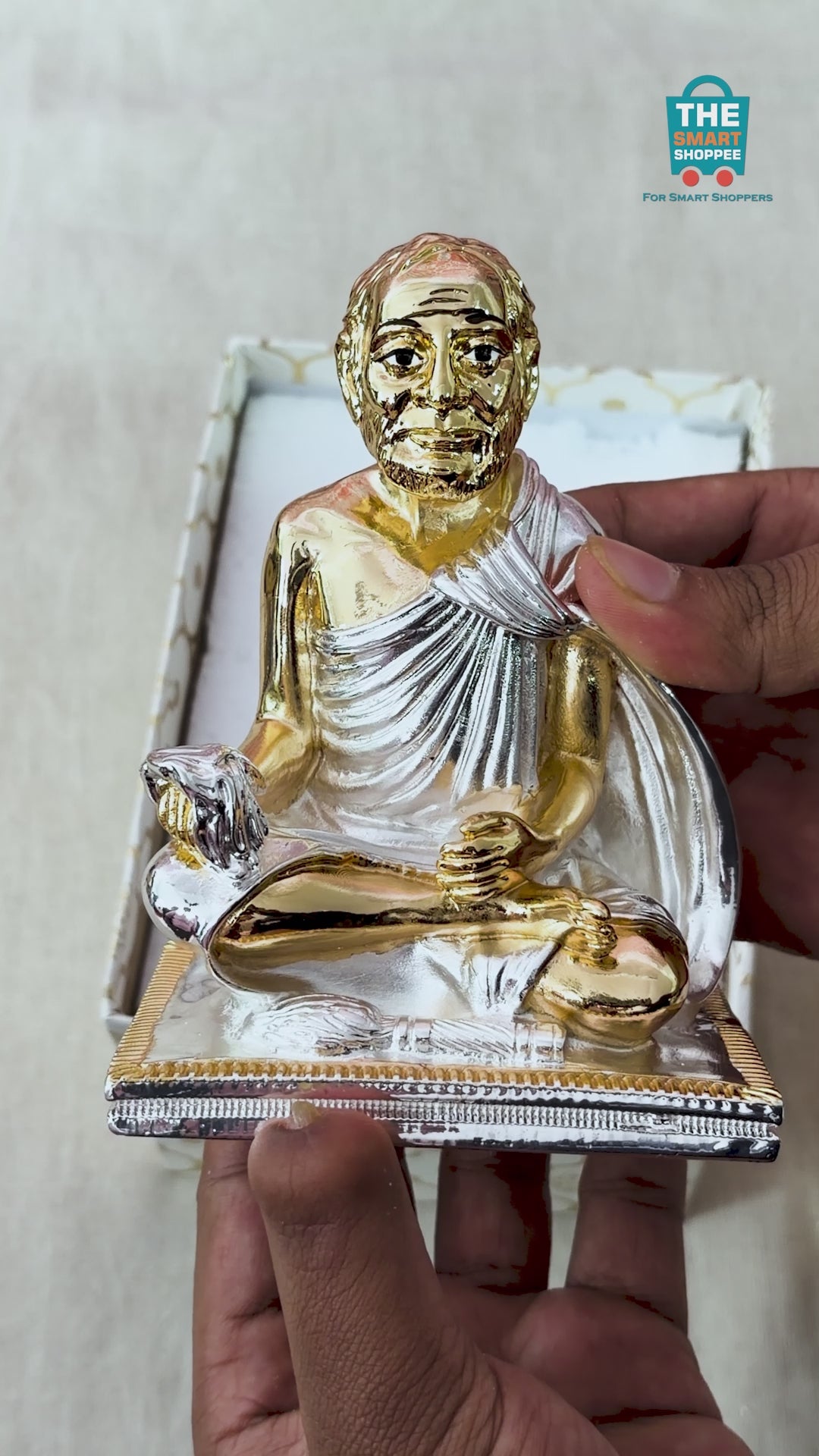 Acharya Rajendra Suri Maharaj Saheb Idol